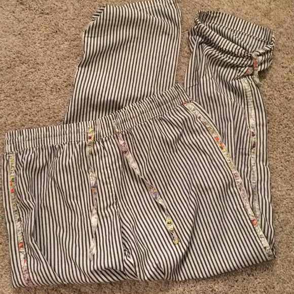 GAP Other - Gap pajama bottoms